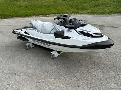 BOATZON | Sea-Doo GTX Limited 325 Sound 2025 BOATZON | Sea-Doo GTX Limited 325 Sound 2025