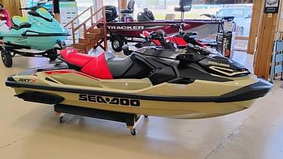 BOATZON | Sea-Doo RXTX 325 Metallic Tan Lava Red Premium 2025 BOATZON | Sea-Doo RXTX 325 Metallic Tan Lava Red Premium 2025