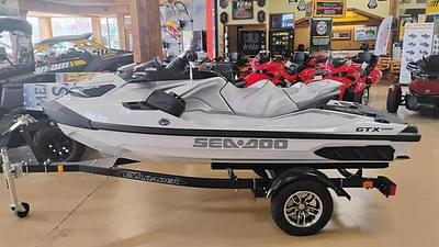 BOATZON | Sea-Doo Waverunner GTX Limited 325 White Pearl Premium 2025