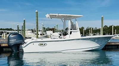 BOATZON | 2018 Sea Hunt 211 Ultra