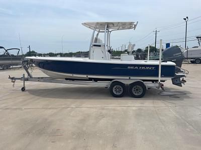BOATZON | 2012 Sea Hunt 22 BXR
