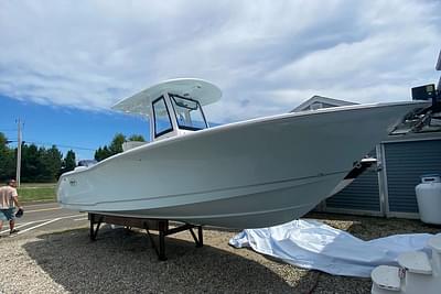 BOATZON | Sea Hunt Gamefish 27 With Coffin 2023