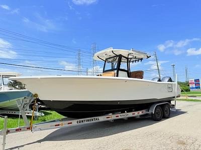 BOATZON | Sea Hunt Gamefish 30 with Coffin Box 2021