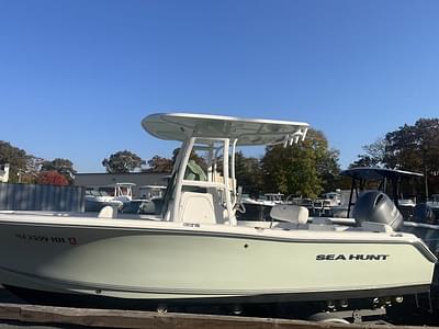 BOATZON | Sea Hunt Triton 210 2016