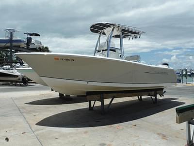 BOATZON | Sea Hunt Triton 225 2012