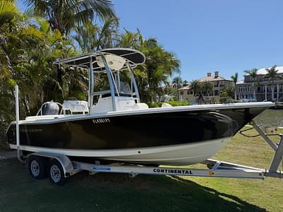 BOATZON | Sea Hunt Ultra 211 2014