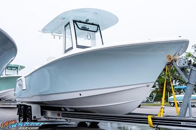 BOATZON | Sea Hunt Ultra 235 SE 2025