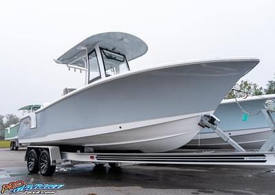 BOATZON | Sea Hunt Ultra 235 SE 2025