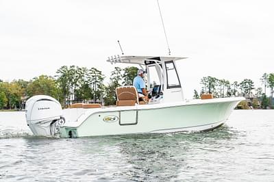 BOATZON | Sea Hunt Ultra 235 SE 2025