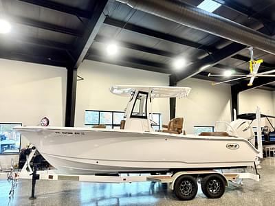 BOATZON | Sea Hunt Ultra 239 SE 2023