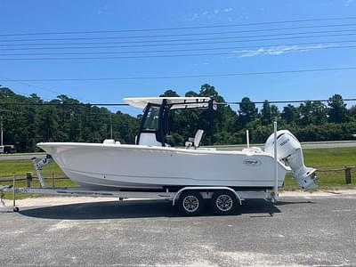 BOATZON | Sea Hunt Ultra 239SE 2025