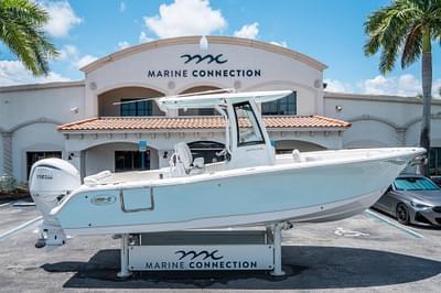 BOATZON | Sea Hunt Ultra 245 SE 2025