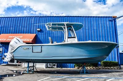 BOATZON | Sea Hunt Ultra 245 SE 2025