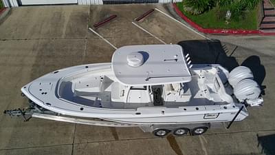 BOATZON | Sea Hunt Ultra 305 SE 2024