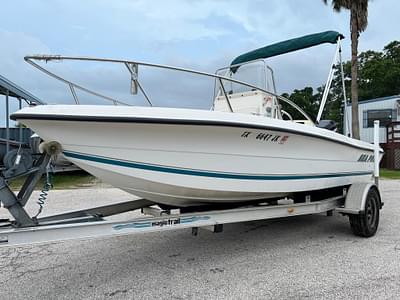 BOATZON | Sea Pro 180 Center Console 2000