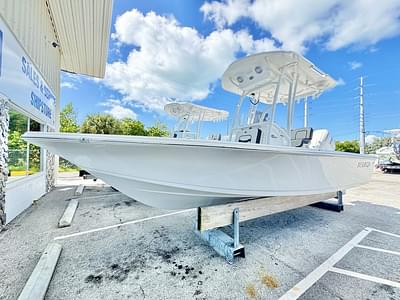 BOATZON | Sea Pro 210DLX 2025