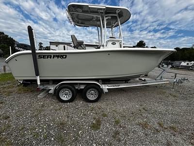 BOATZON | 2022 Sea Pro 219 Deep V CC BOATZON | 2022 Sea Pro 219 Deep V CC