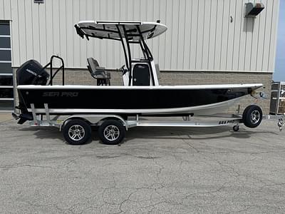 BOATZON | Sea Pro 230 DLX Bay Series 2024 BOATZON | Sea Pro 230 DLX Bay Series 2024