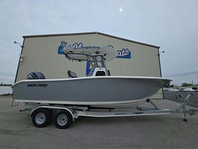 BOATZON | Sea Pro 239 Center Console 2025 BOATZON | Sea Pro 239 Center Console 2025