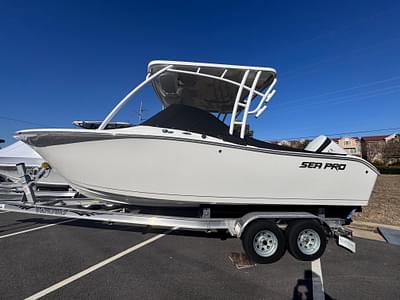 BOATZON | Sea Pro 240 Dual Console 2025