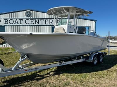 BOATZON | Sea Pro 242 Center Console 2024