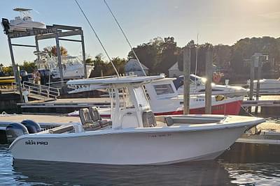 BOATZON | Sea Pro 259 Center Console 2021