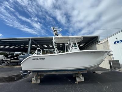 BOATZON | Sea Pro 259 Center Console 2022