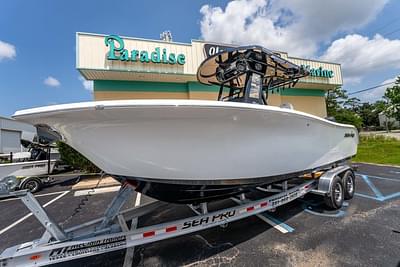 BOATZON | Sea Pro 262 Center Console 2025