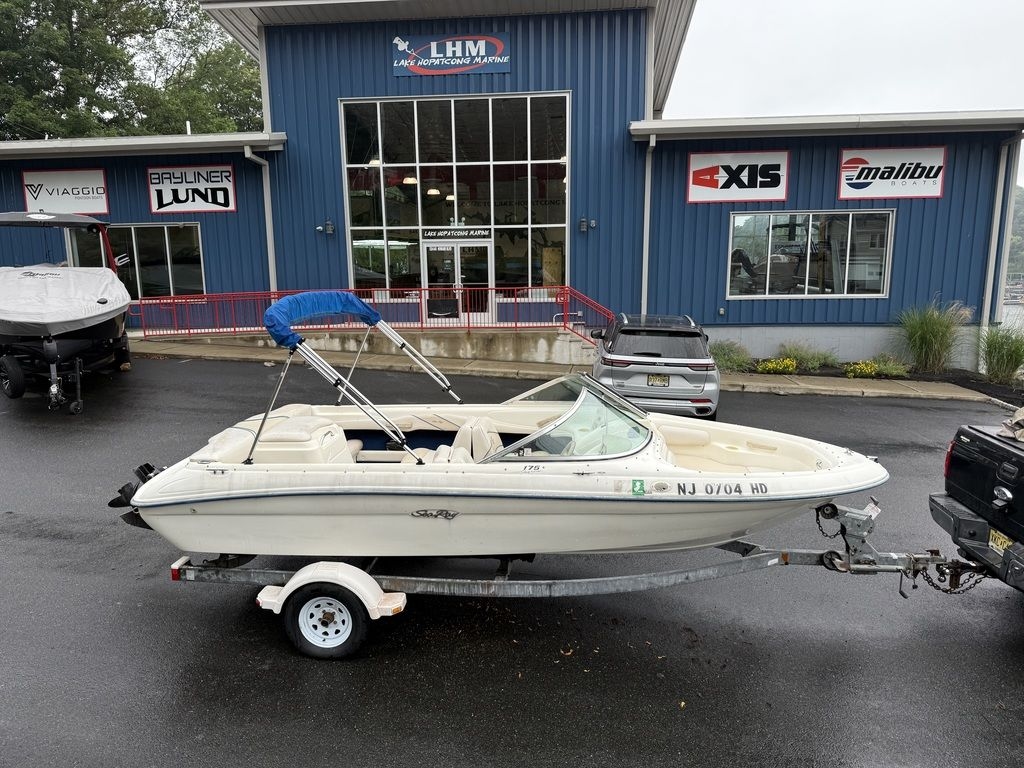 1998 Sea Ray 175 BR - Sold Boat