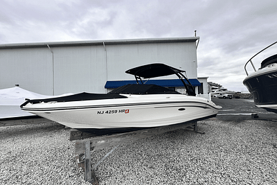 BOATZON | Sea Ray 210 SPX 2021