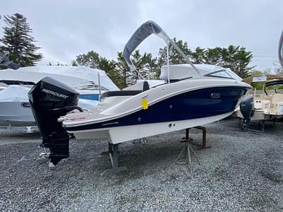 BOATZON | Sea Ray 210 SPX Outboard 2025