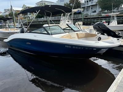 BOATZON | Sea Ray 210SPXOB 2022