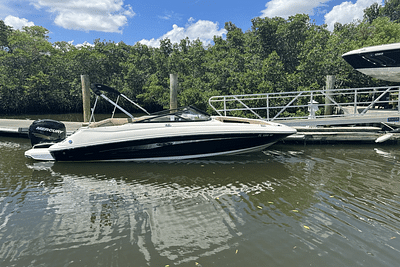 BOATZON | Sea Ray 220 SD 2017 BOATZON | Sea Ray 220 SD 2017