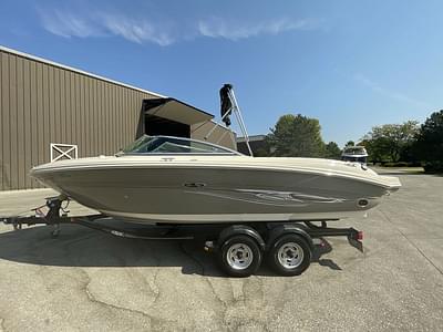 BOATZON | Sea Ray 220 SEL 2006