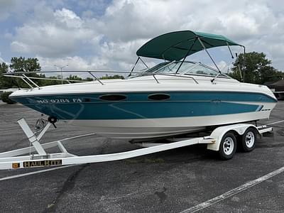 BOATZON | Sea Ray 220 Signature 1995