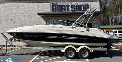 BOATZON | Sea Ray 220 Sundeck 2007