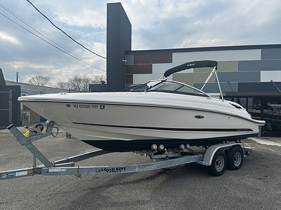 BOATZON | Sea Ray 23 SLX 2015