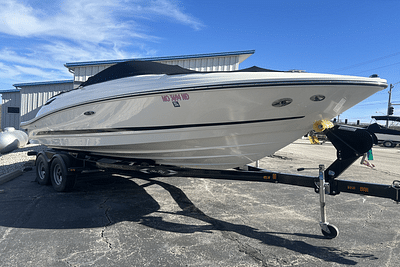 BOATZON | Sea Ray 230 SLX 2012