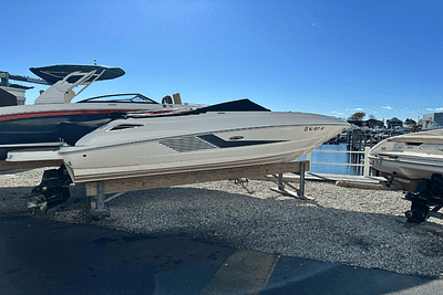 BOATZON | Sea Ray 240 SDX 2013