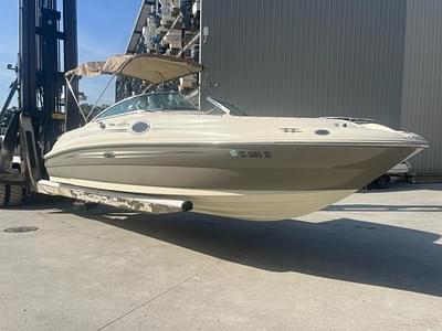 BOATZON | Sea Ray 240 Sundeck 2000