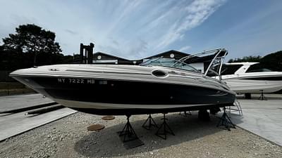 BOATZON | 2005 Sea Ray 240 Sundeck