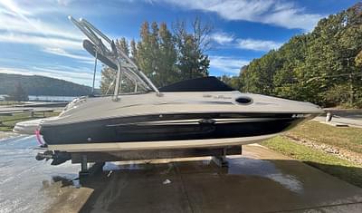 BOATZON | Sea Ray 240 Sundeck 2008