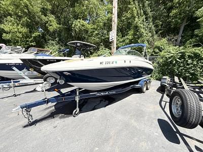 BOATZON | Sea Ray 240 Sundeck 2011 BOATZON | Sea Ray 240 Sundeck 2011