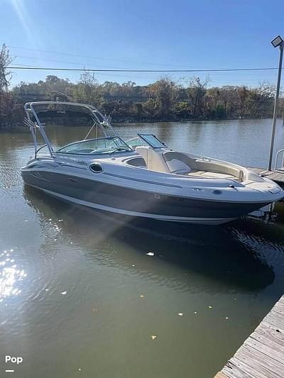 BOATZON | Sea Ray 240 Sundeck