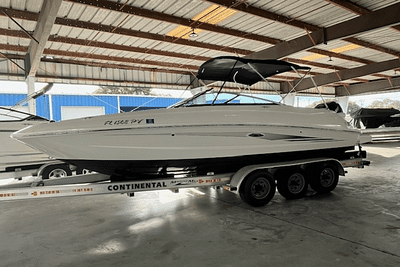 BOATZON | Sea Ray 240 SUNDECK OUTBOARD 2015