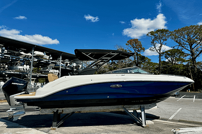 BOATZON | Sea Ray 250 SDX OUTBOARD 2023