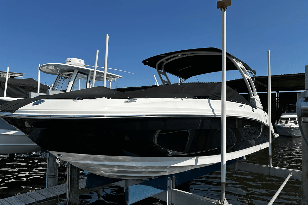 2023 Sea Ray 250 SDX-OB - Sold Boat