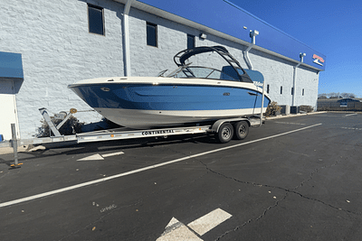 BOATZON | Sea Ray 250SDX SURF 2025