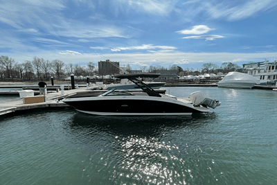 BOATZON | Sea Ray 270 SDX OUTBOARD 2023