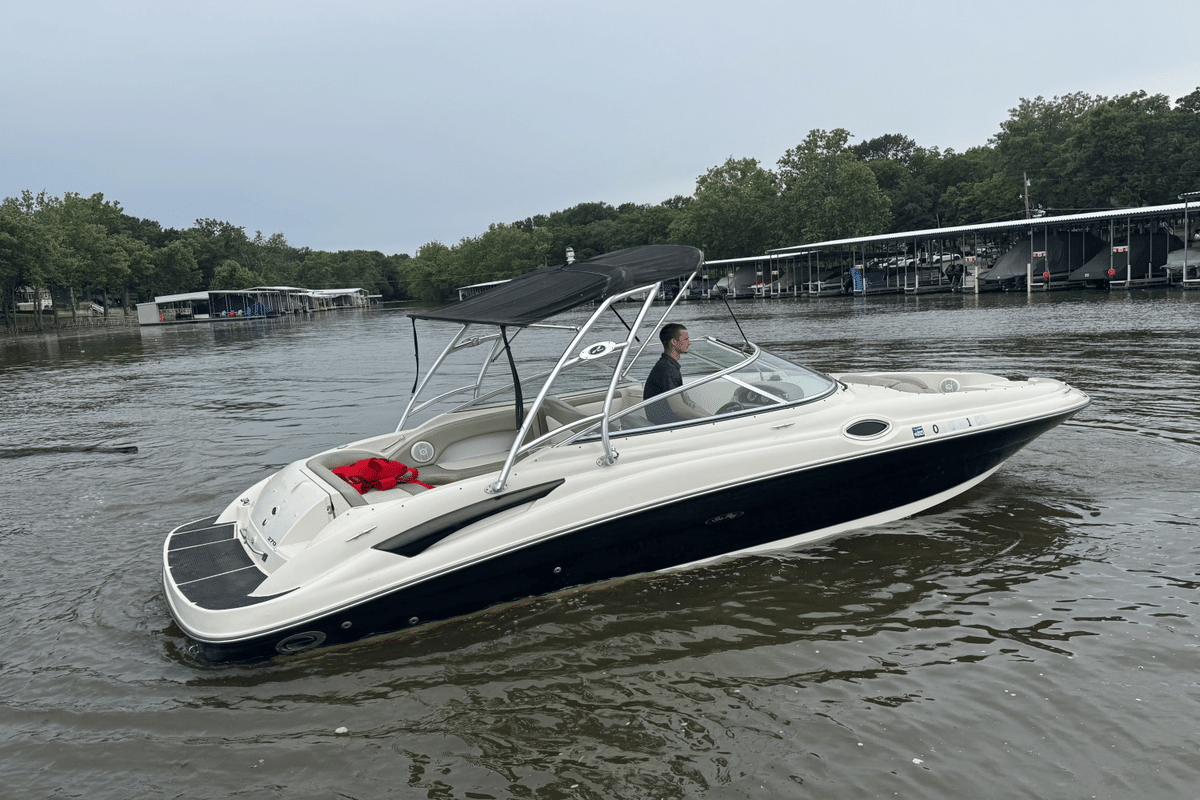 2006 Sea Ray 270 SUNDECK - Sold Boat